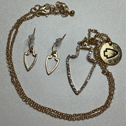 KC Glitter Arrowhead Necklace with Arrowhead Earrings