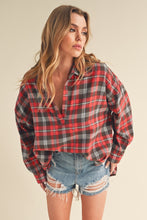 Load image into Gallery viewer, Plaid Pullover Shirt
