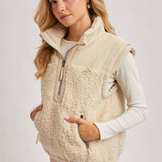 SHERPA CONTRAST HIGH STAND COLLAR VEST
