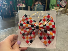Load image into Gallery viewer, Hair Bows - 5in
