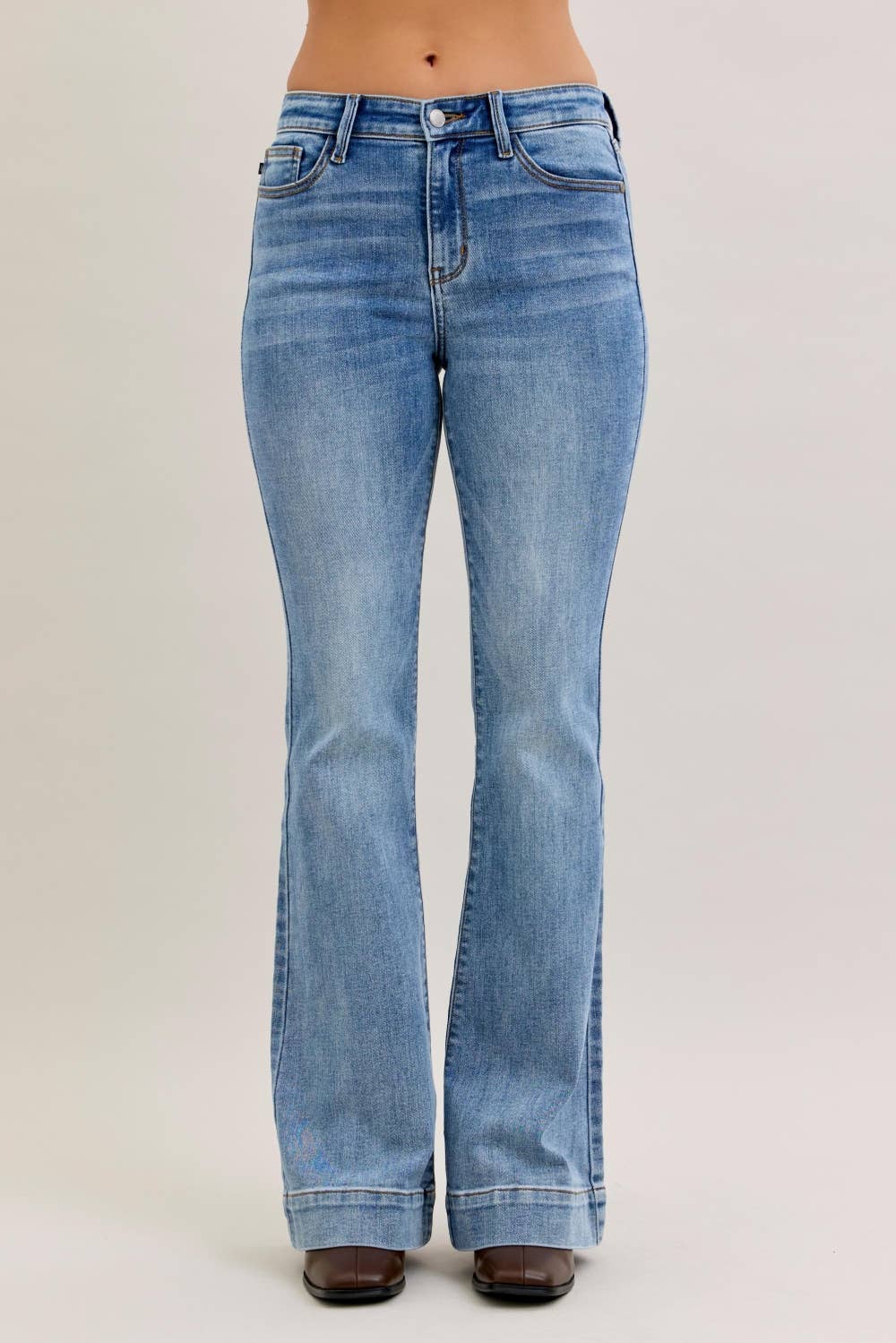JUDY BLUE Mid Rise Flare
