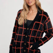 GRID PATTERN FUZZY CARDIGAN