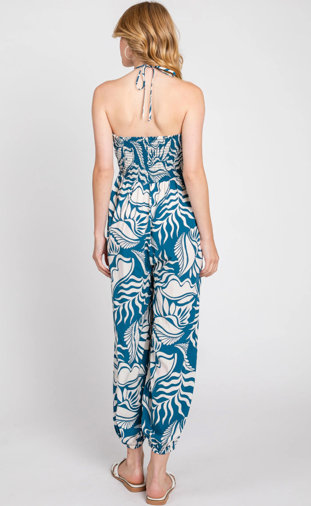 Jogger Jumpsuit w Deep V-Neck Detail