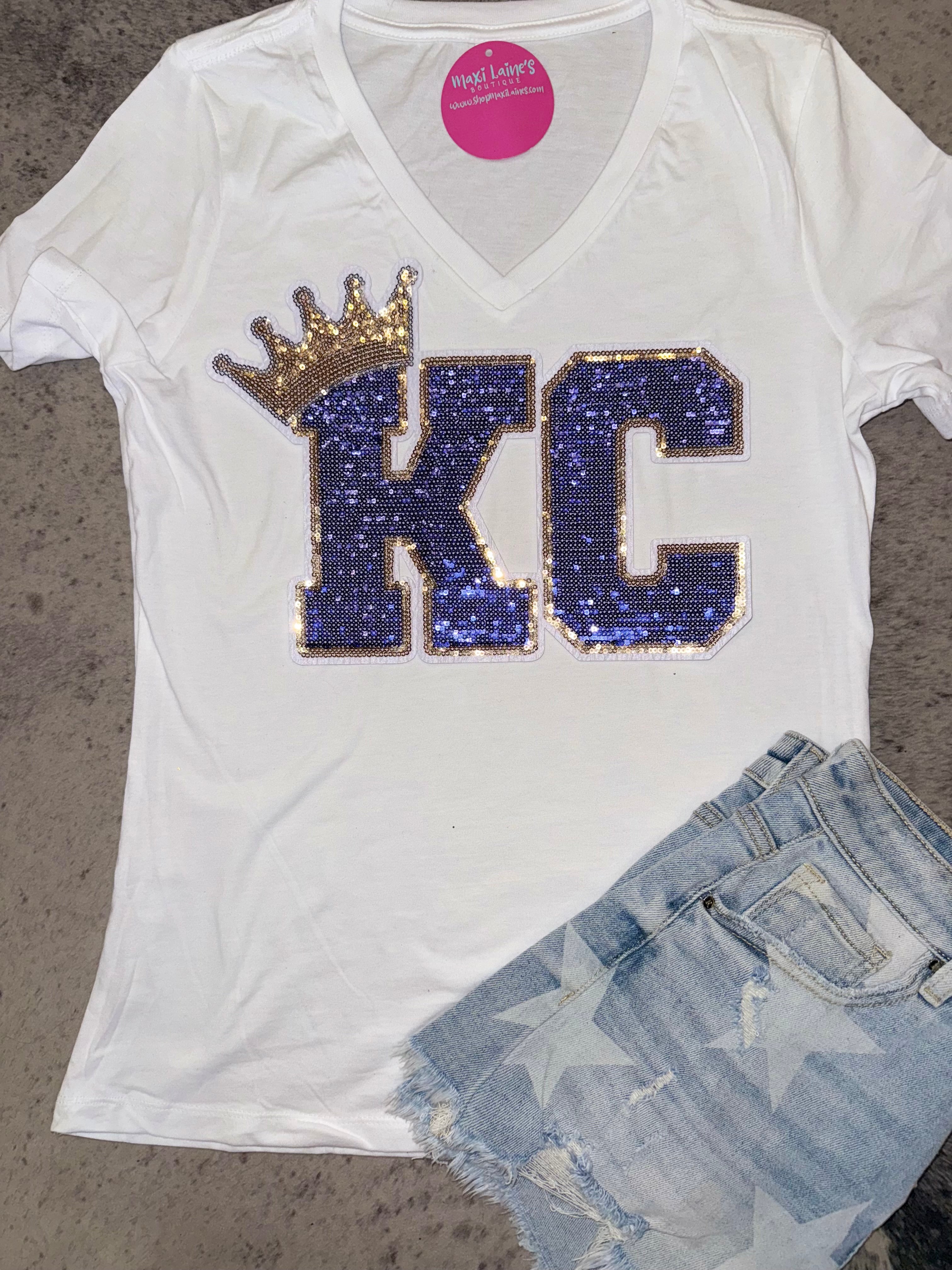 KC Crown Royals V-Neck Tee w/Sequin Patch