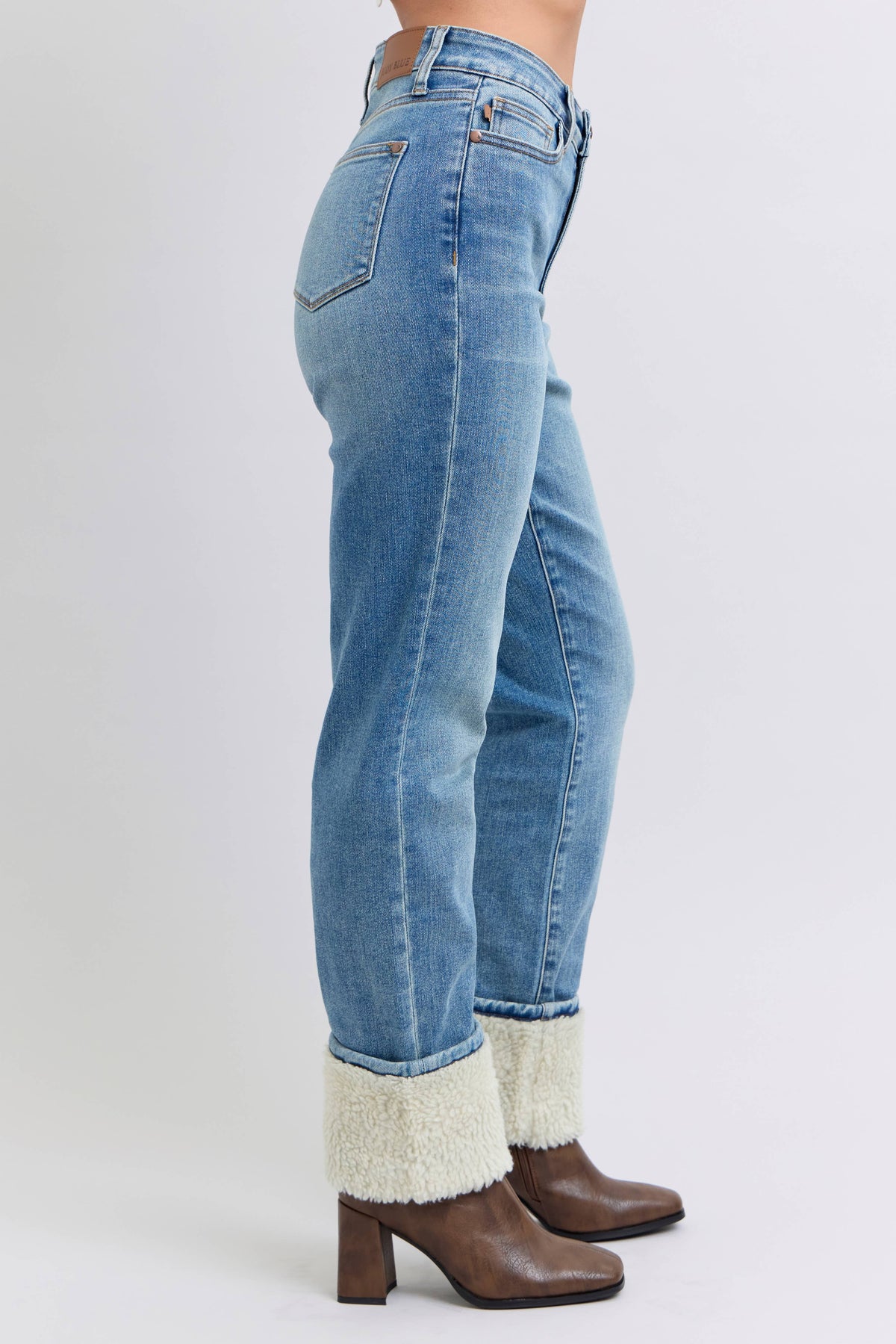 JUDY BLUE High Waisted Shearling Cuff Straight