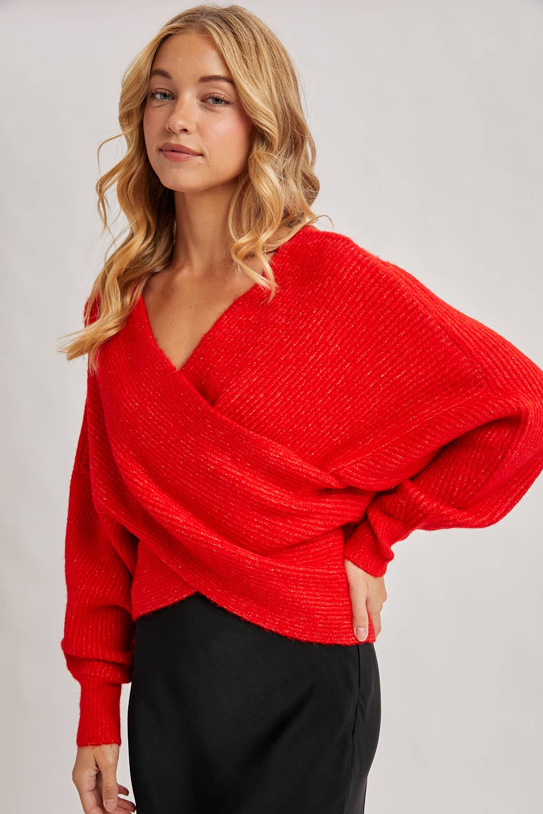 CROSSOVER RIBBED PULLOVER