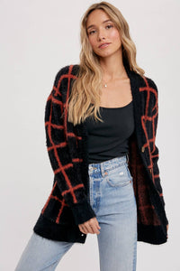 GRID PATTERN FUZZY CARDIGAN