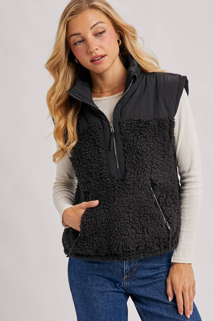 SHERPA CONTRAST HIGH STAND COLLAR VEST