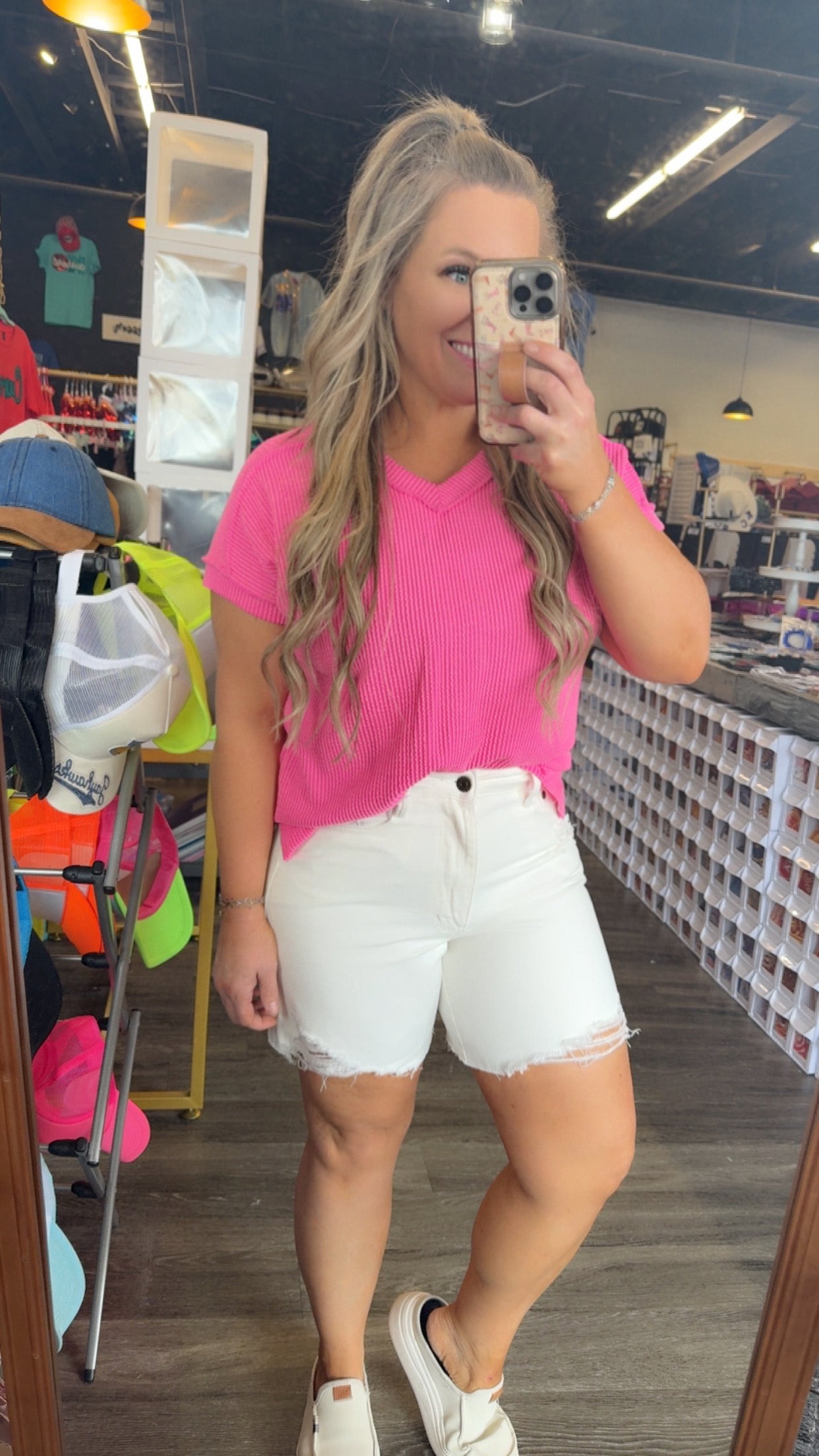 JUDY BLUE High Waisted Rigid Magic Dad Short w/ Cell Phone Back Pkt