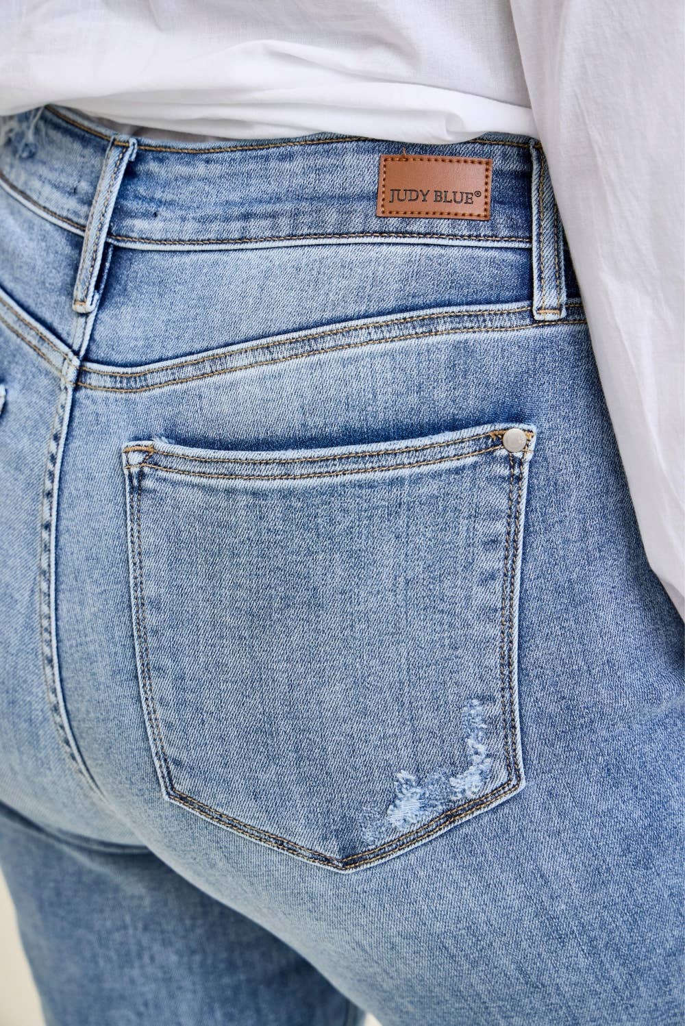 JUDY BLUE High Waisted w/ Destroy Crop Wide Leg - PLUS