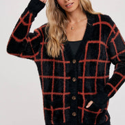GRID PATTERN FUZZY CARDIGAN