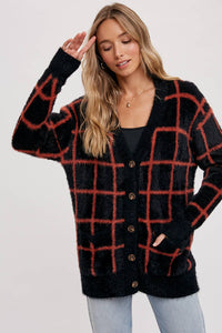 GRID PATTERN FUZZY CARDIGAN