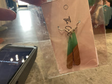 Load image into Gallery viewer, Earrings

