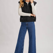 SHERPA CONTRAST HIGH STAND COLLAR VEST