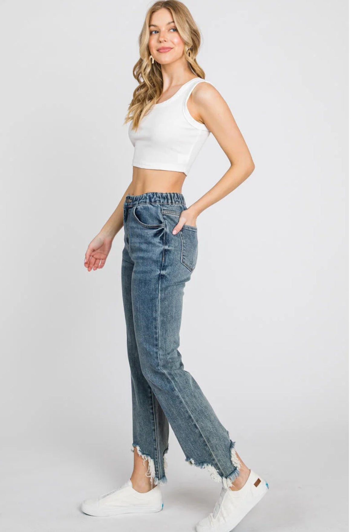 Tattered Hem Elastic Waist Jeans