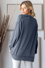 Load image into Gallery viewer, Ribbed Tunic Top w/Pockets
