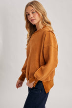 Load image into Gallery viewer, CREWNECK TEDDY PULLOVER
