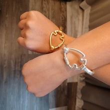 Load image into Gallery viewer, Beautiful Bling Arrowhead Cuff Bracelet
