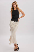Load image into Gallery viewer, TEXTURED LACE TRIMMED HALTER TOP
