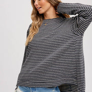 CREWNECK  SLOUCHY STRIPE TOP