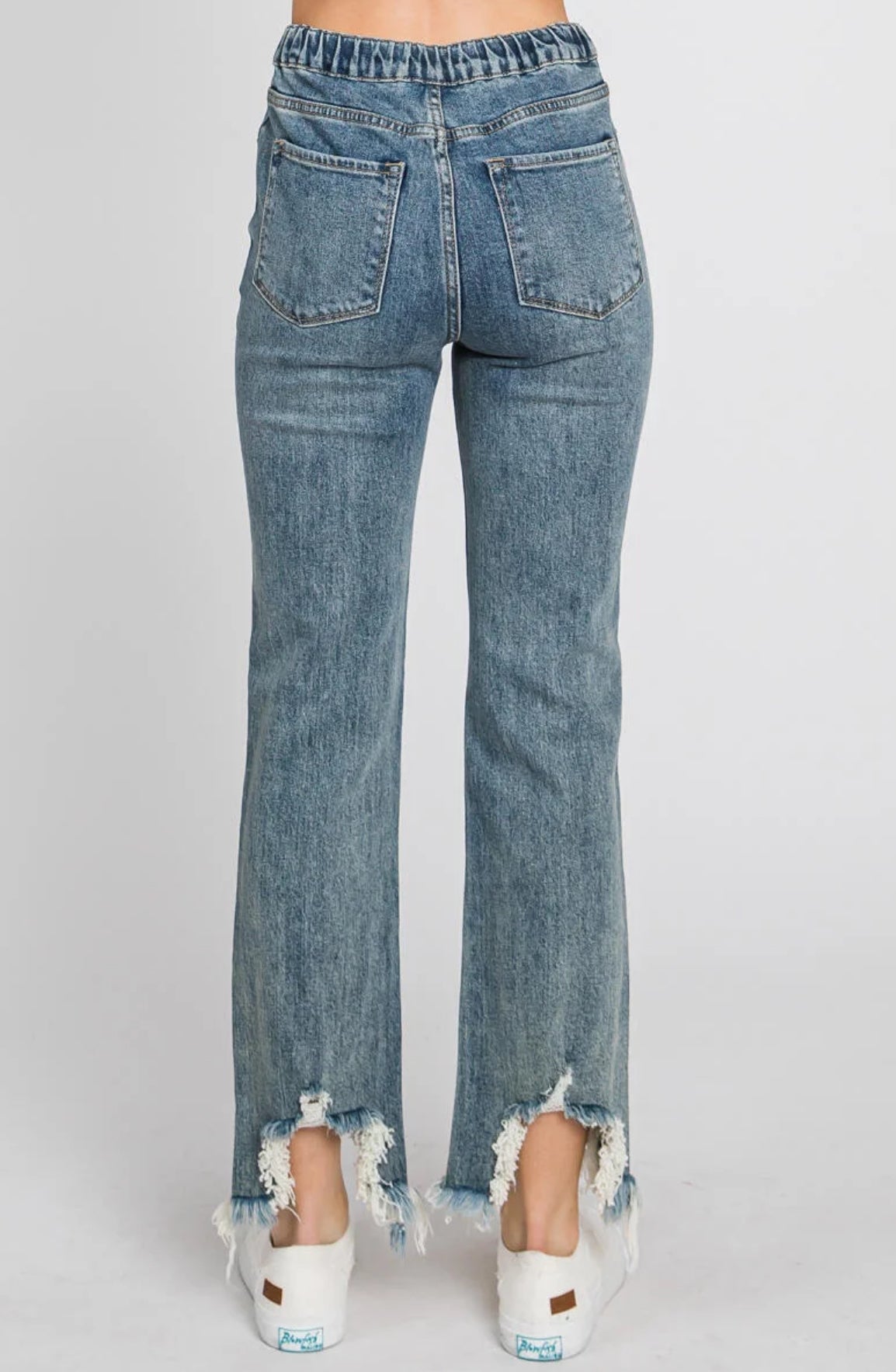 Tattered Hem Elastic Waist Jeans