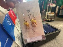 Load image into Gallery viewer, Earrings
