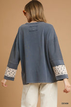 Load image into Gallery viewer, French Terry Patchwork Sleeve Pullover
