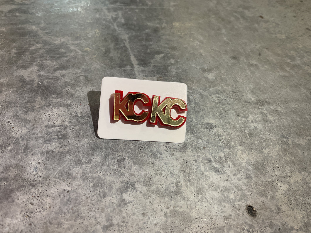 KC Stud Earring (gold shiny)