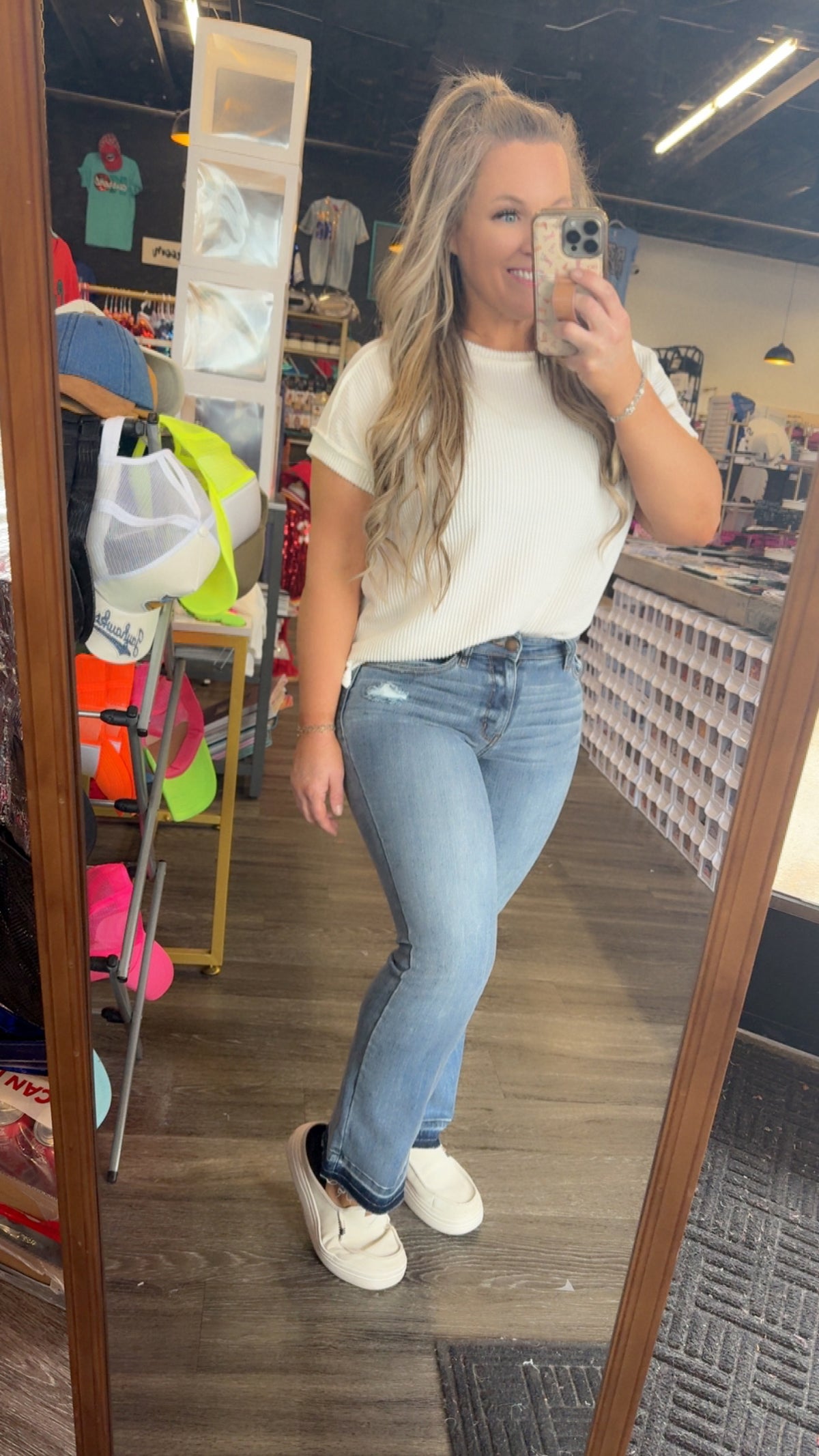 JUDY BLUE MidRise Release Hem Cropped Bootcut