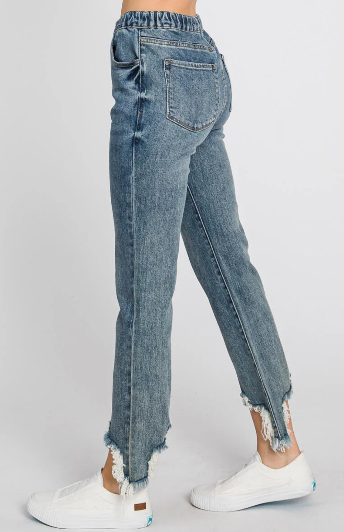 Tattered Hem Elastic Waist Jeans