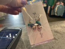 Load image into Gallery viewer, Earrings
