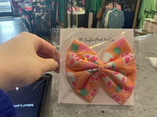 Load image into Gallery viewer, Hair Bows - 5in

