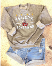 Load image into Gallery viewer, KIDS CHIEFS Sweatshirt Taylor’s Boyfriend
