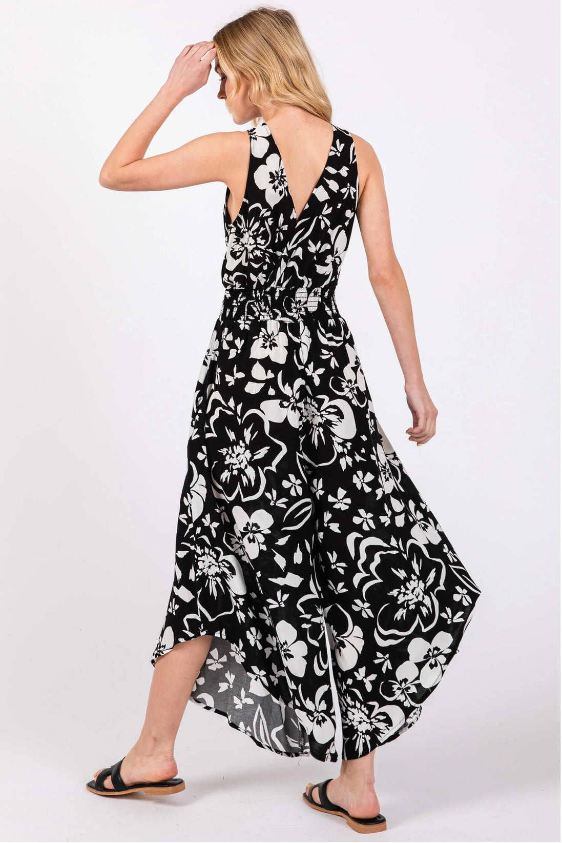 Sleeveless Jumpsuit w/Waist Smocking (Black)