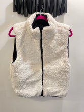 Load image into Gallery viewer, Reversible Vest with Sherpa
