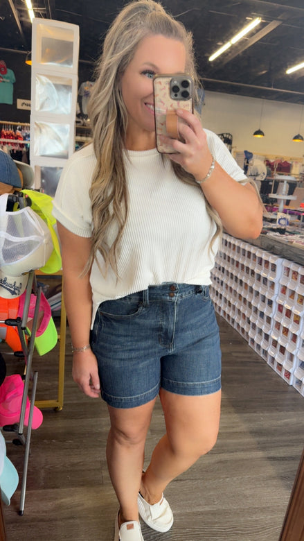 JUDY BLUE High Waisted Tummy Control Slim Short
