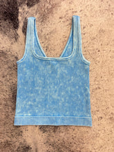 Load image into Gallery viewer, Reversible Neckline Cropped Tank
