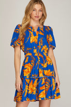 Load image into Gallery viewer, Sleeved Floral Dress
