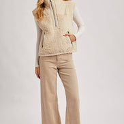 SHERPA CONTRAST HIGH STAND COLLAR VEST