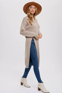 HIGH SLIT LONGLINE PULLOVER