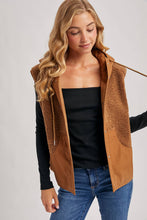 Load image into Gallery viewer, SHERPA FLEECE HOODED VEST WITH FAUX SUEDE INNER
