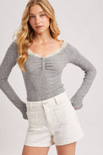 Load image into Gallery viewer, LACE TRIM BUTTON DOWN HENLEY KNIT TOP
