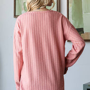 Ribbed V-Neck Curvy Top