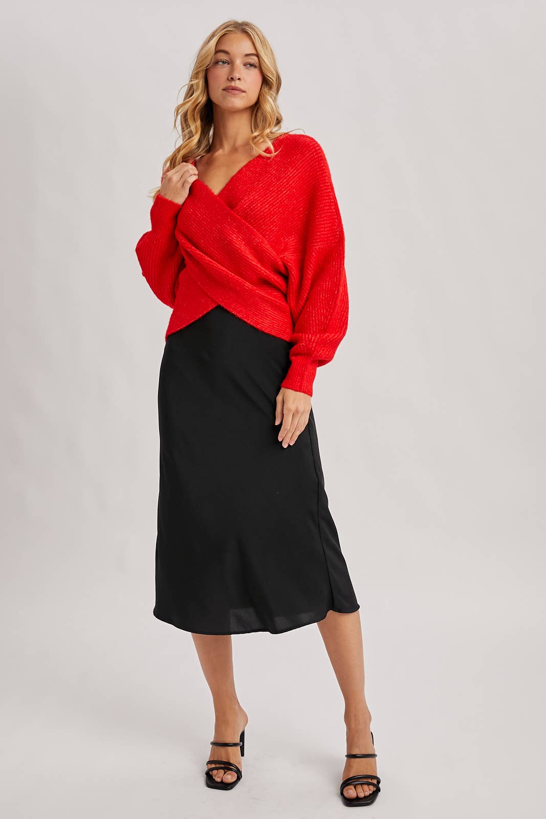 CROSSOVER RIBBED PULLOVER
