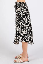Load image into Gallery viewer, Print Waist Elastic With Tie Detailed Midi Skirt - NS80196
