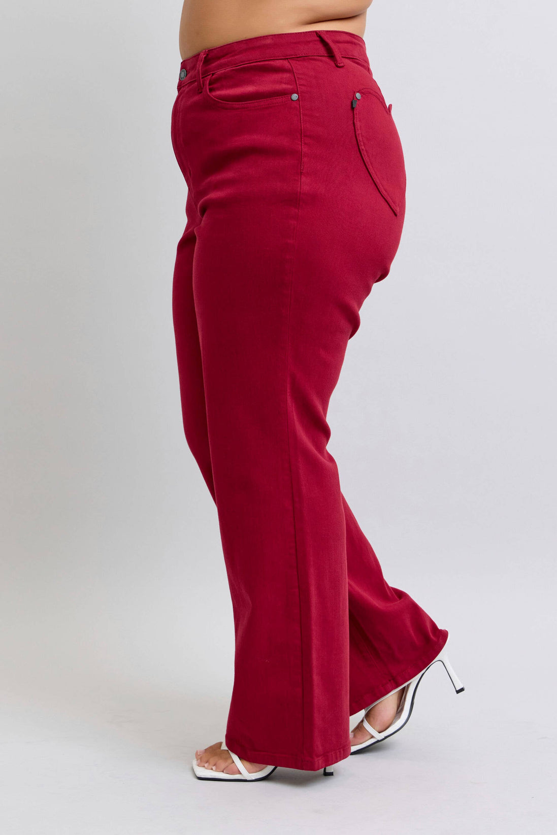 JUDY BLUE Heart Shaped Back Pockets High Waisted 90's Straight- PLUS