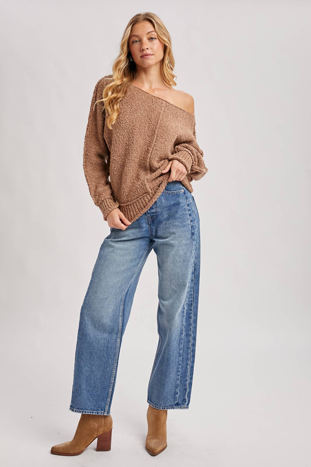WIDE NECK OVERSIZED PULLOVER KNIT SWEATER
