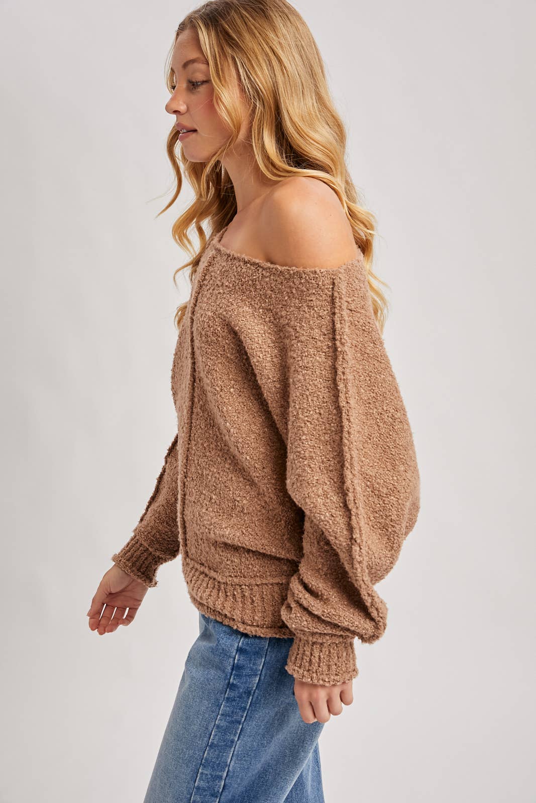 WIDE NECK OVERSIZED PULLOVER KNIT SWEATER