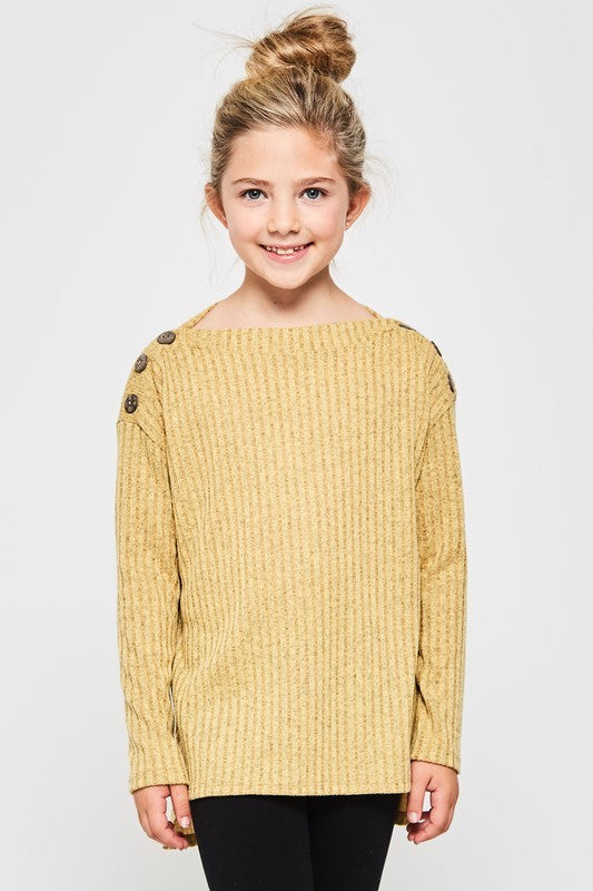 Button Detail Top