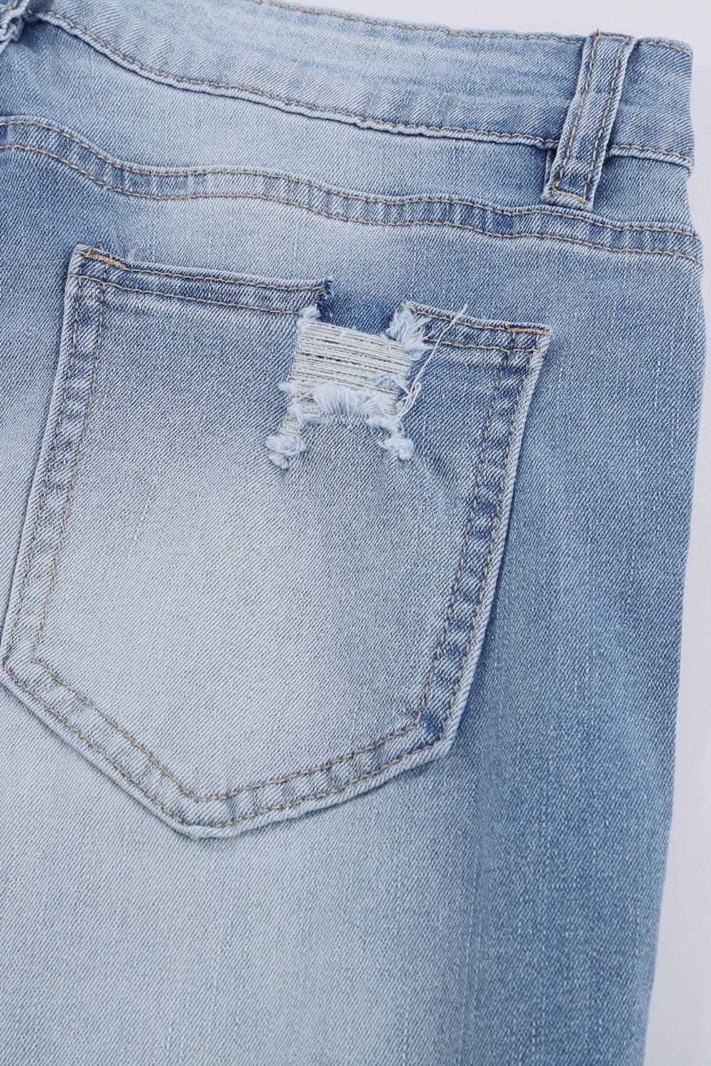 Distressed Boyfriend Jeans